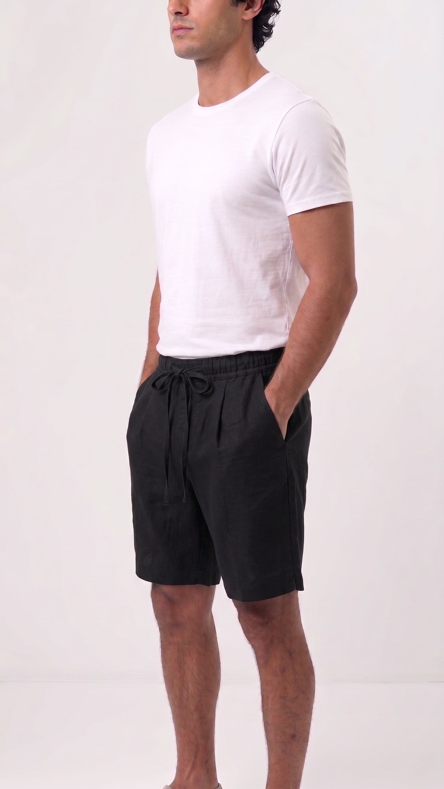 Linen Shorts – Black